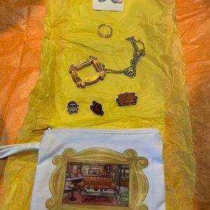 Friends Accessories.